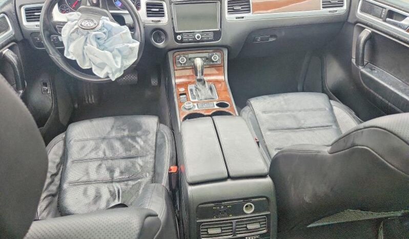 
								2016 Volkswagen Touareg full									