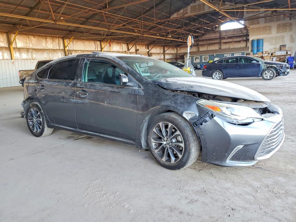 2016 Toyota Avalon