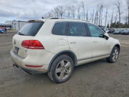 
										2011 Volkswagen Touareg full									