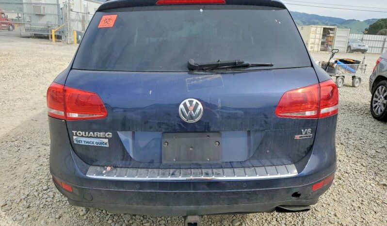 
								2012 Volkswagen Touareg full									