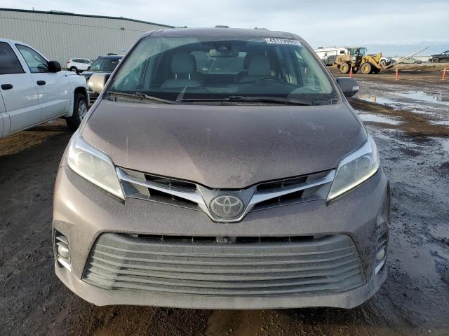 2018 Toyota Sienna xle