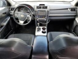 
										2012 Toyota Camry base full									