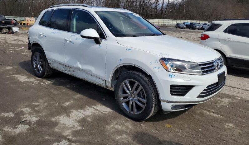 
								2016 Volkswagen Touareg full									