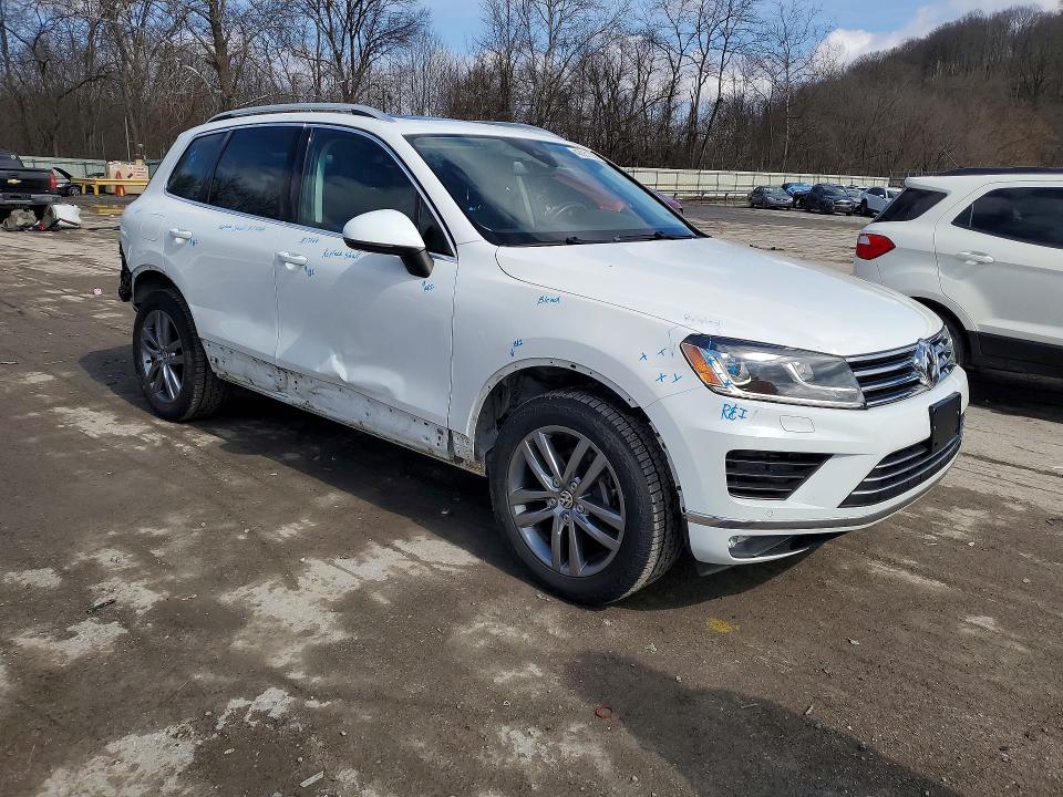 2016 Volkswagen Touareg