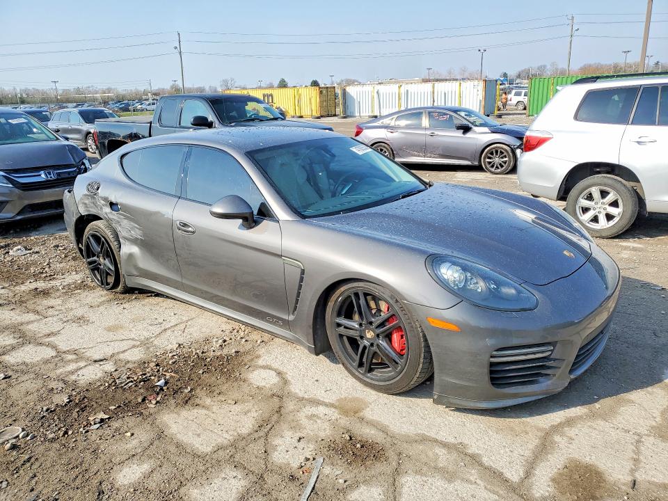 2015 Porsche Panamera