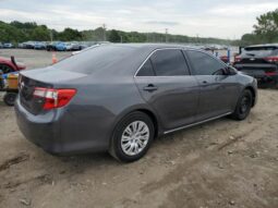 
										2012 Toyota Camry full									