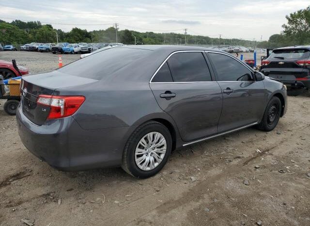 
								2012 Toyota Camry full									