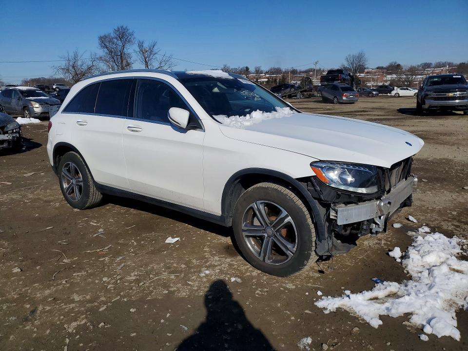 2016 Mercedes-benz Glc