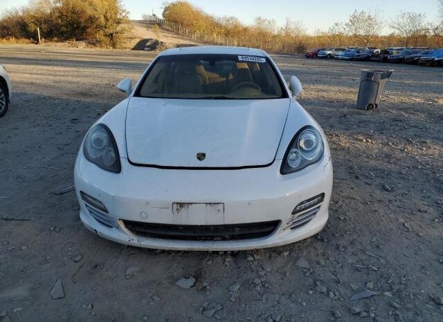 
								2011 Porsche Panamera full									