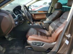
										2012 Volkswagen Touareg full									