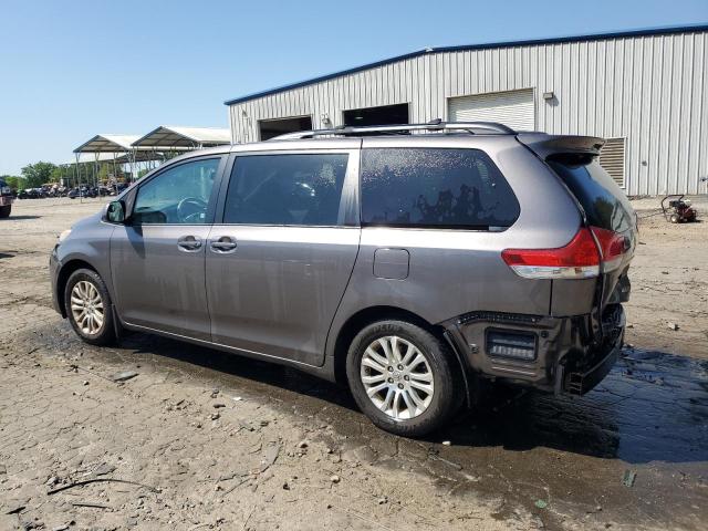 2014 Toyota Sienna xle