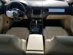 
										2014 Volkswagen Touareg v6 full									