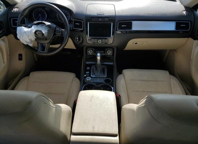 
								2014 Volkswagen Touareg v6 full									