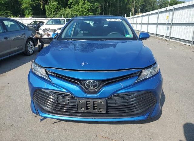 
								2019 Toyota Camry full									