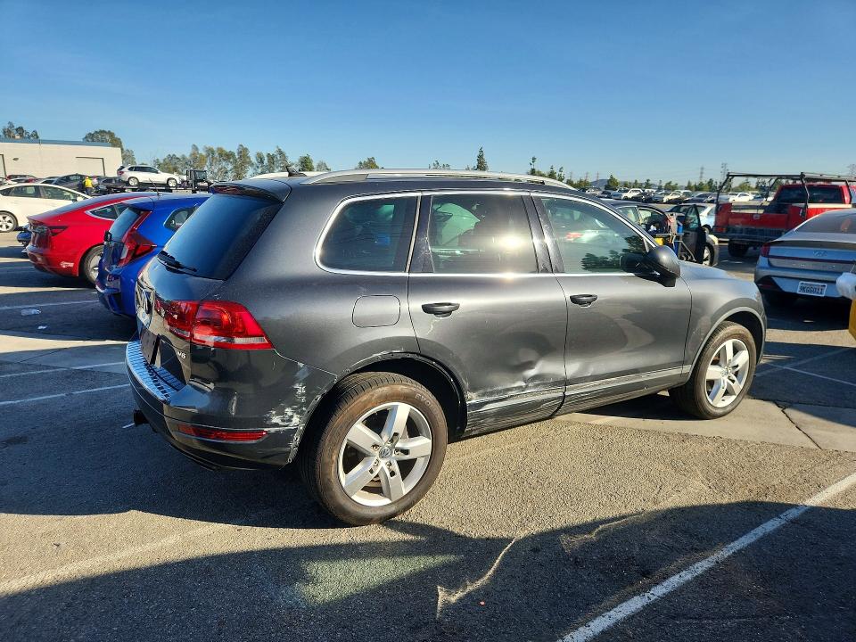 2013 Volkswagen Touareg