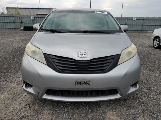 2012 Toyota Sienna