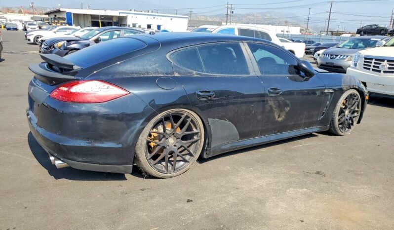 
								2011 Porsche Panamera full									