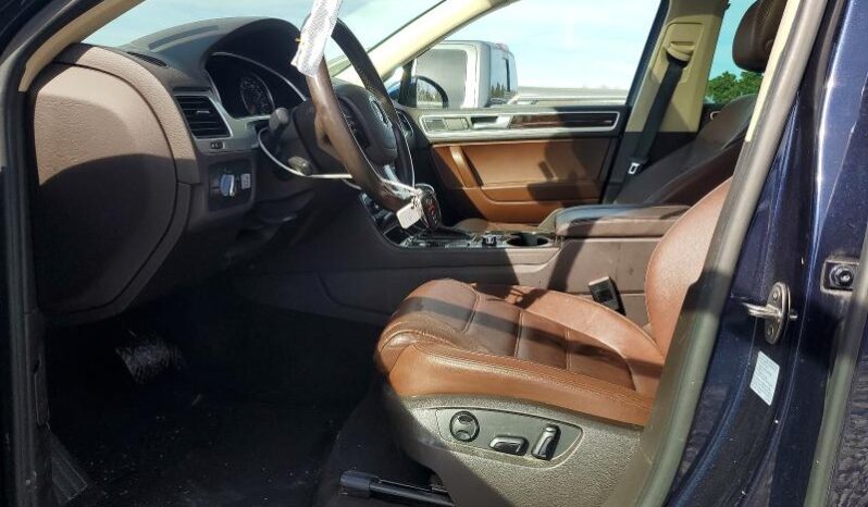 
								2014 Volkswagen Touareg full									