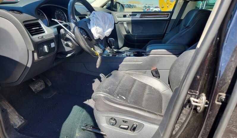 
								2016 Volkswagen Touareg full									