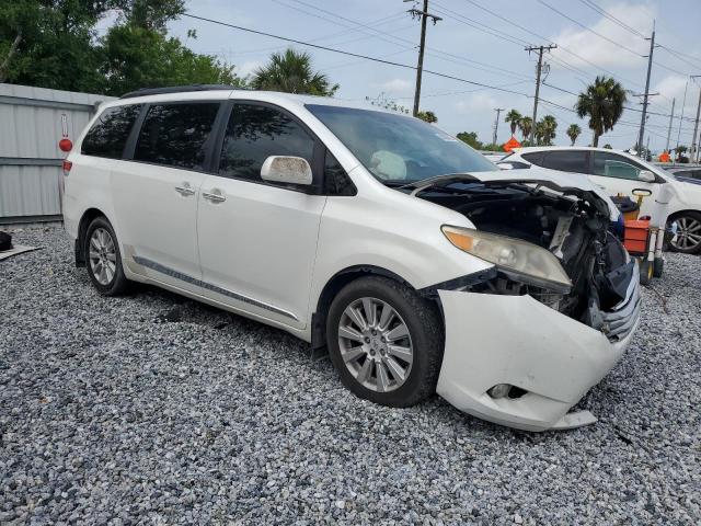 2012 Toyota Sienna xle