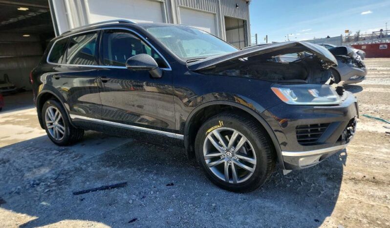 
								2016 Volkswagen Touareg full									