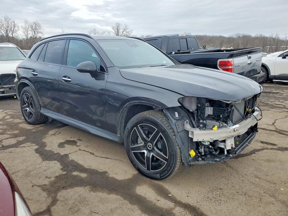 2025 Mercedes-benz Glc