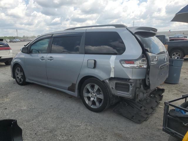 2012 Toyota Sienna