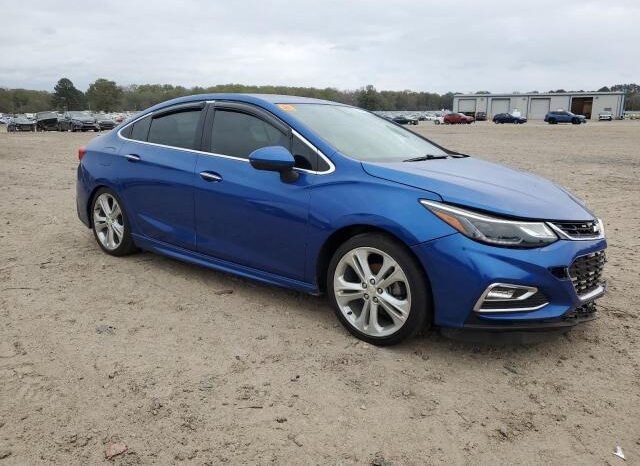 
								2018 Chevrolet Cruze full									