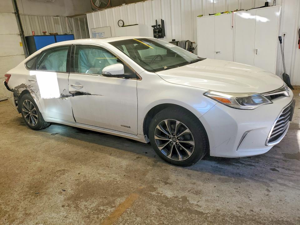 2016 Toyota Avalon