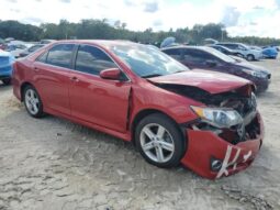 
										2012 Toyota Camry base full									