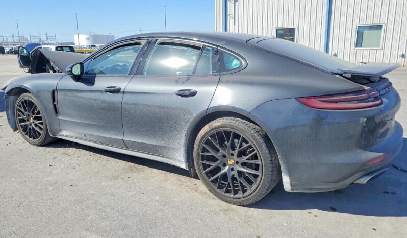 
								2017 Porsche Panamera full									