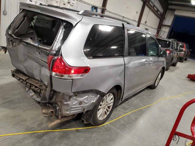 2013 Toyota Sienna xle