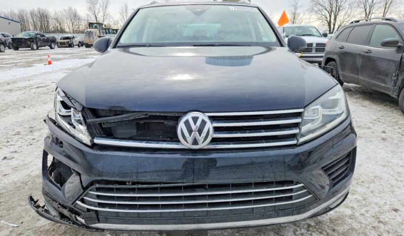 
								2016 Volkswagen Touareg full									