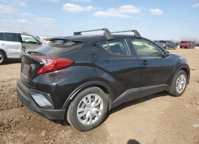 
								2019 Toyota C-hr full									