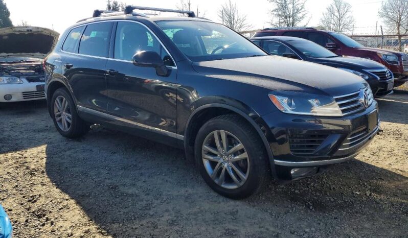 
								2016 Volkswagen Touareg full									