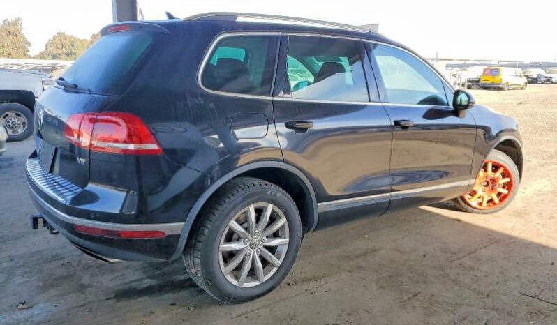 
								2017 Volkswagen Touareg full									