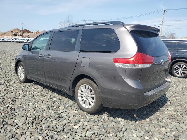 2012 Toyota Sienna