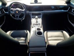 
										2017 Porsche Panamera full									