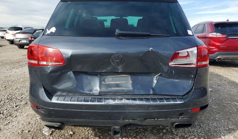 
								2011 Volkswagen Touareg full									