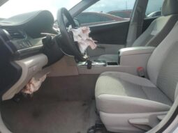 
										2012 Toyota Camry hybr full									