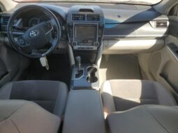 
										2014 Toyota Camry hybr full									