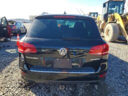
										2011 Volkswagen Touareg full									
