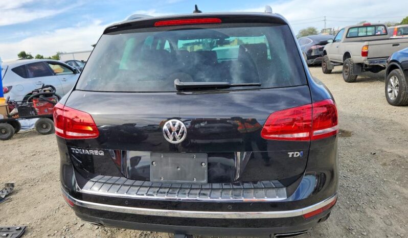 
								2015 Volkswagen Touareg full									