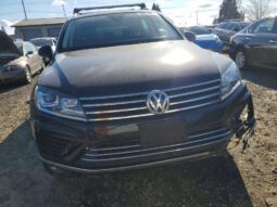 
										2016 Volkswagen Touareg full									