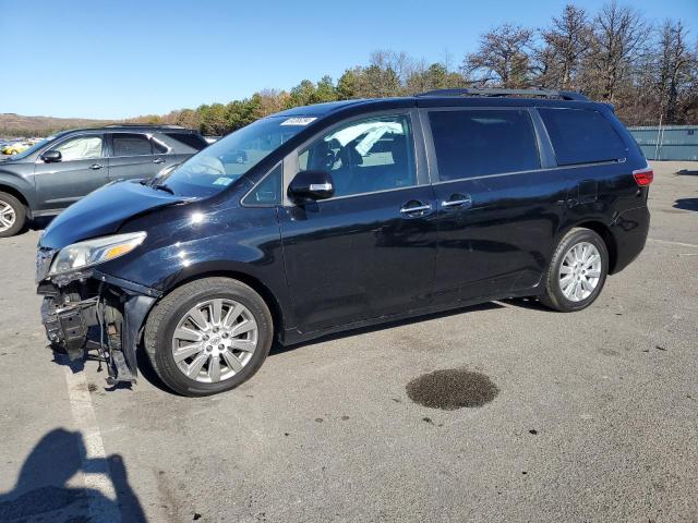 2016 Toyota Sienna xle