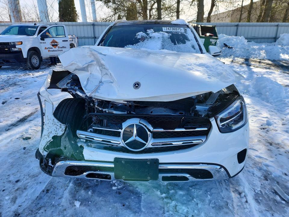 2021 Mercedes-benz Glc