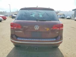 
										2017 Volkswagen Touareg full									