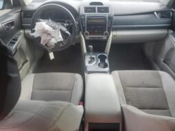 
										2012 Toyota Camry hybr full									