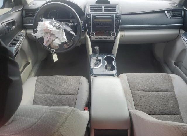 
								2012 Toyota Camry hybr full									