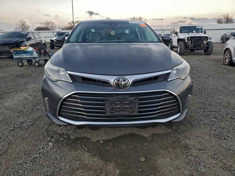 2016 Toyota Avalon